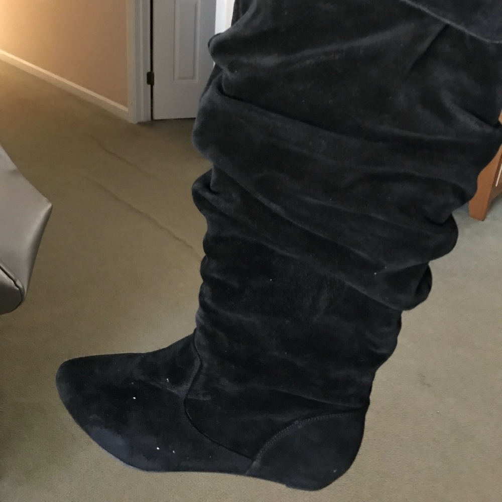 New black suede boots Sz 10